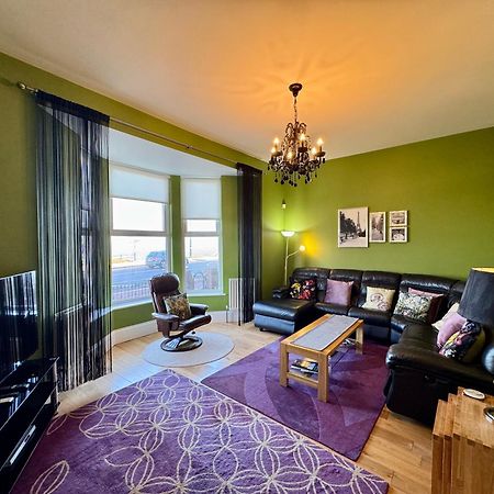 The Beach Front Apartment, Amazing Frontline Sea Views ไทน์เมาธ์ ภายนอก รูปภาพ